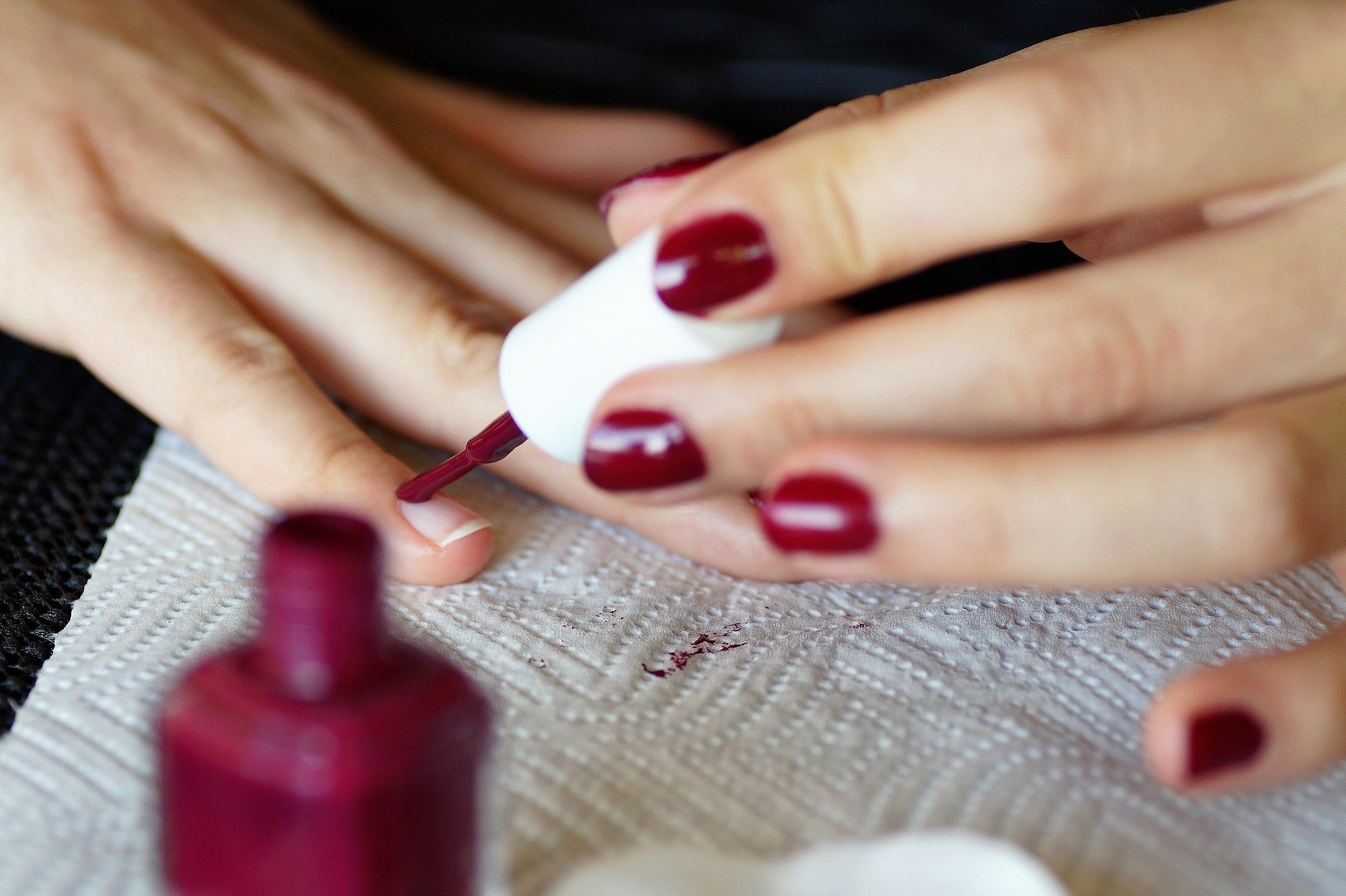 SPHERE cosmetiques vernis rouge